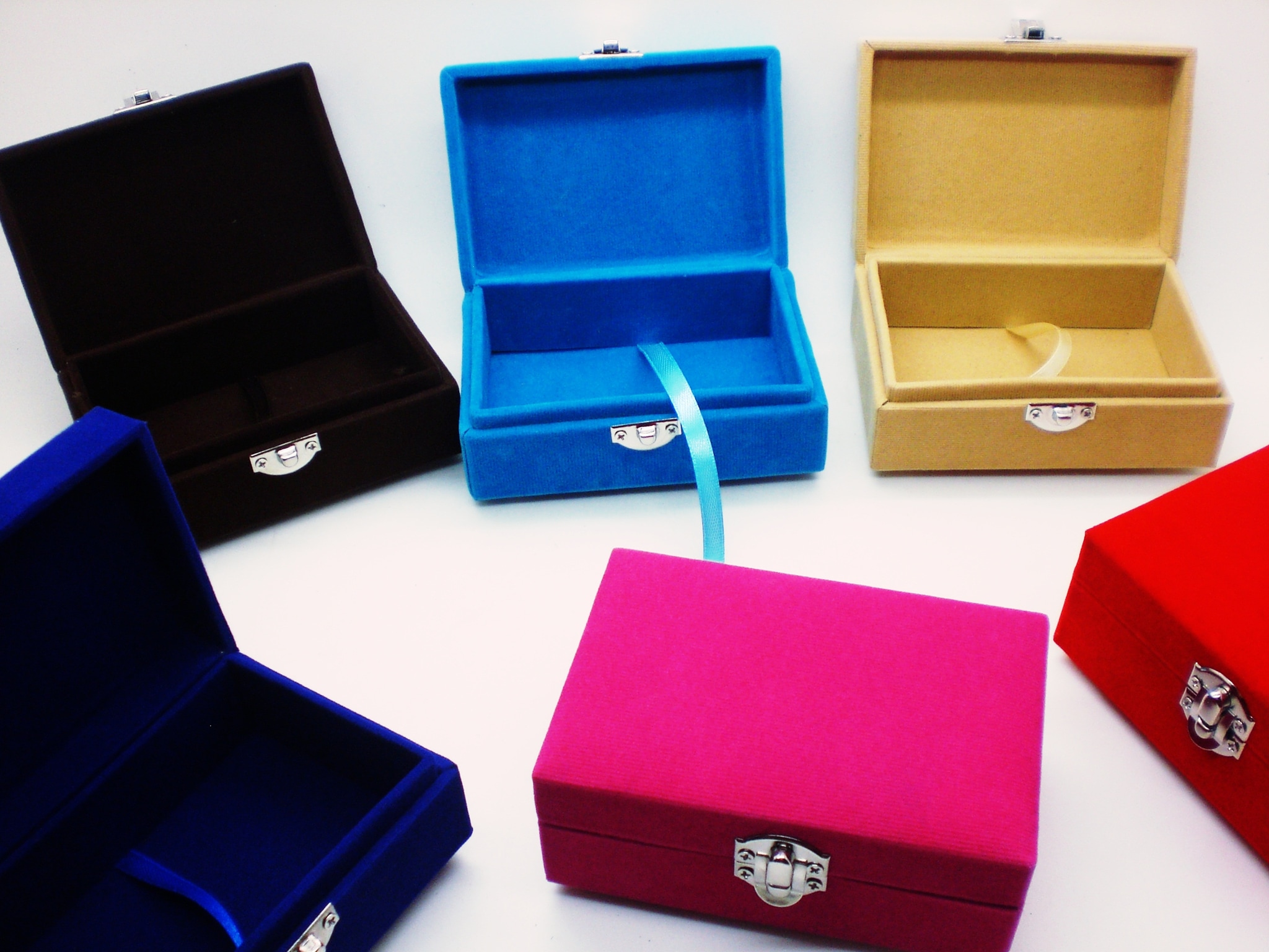 Jual Tempat Anting Suweng Gelang Cincin Kartu Nama Batu jual tempat anting suweng gelang cincin kartu nama batu