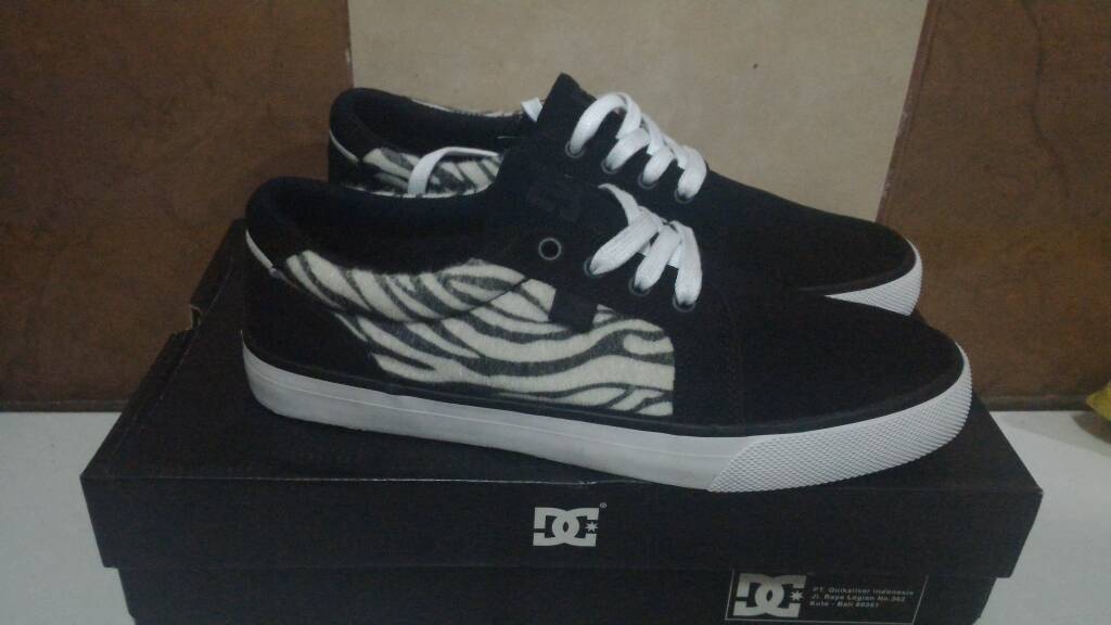 jual sepatu skate dc council lx zebra skin black original kevinjordan23 jual sepatu skate dc council lx zebra skin black original kevinjordan23