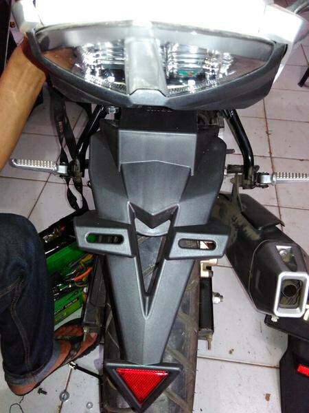 jual spakbor belakang variasi universal dilengkapi dudukan jual spakbor belakang variasi universal dilengkapi dudukan