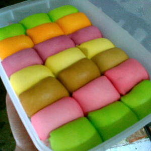 jual pancake durian mini isi 21 rainbow bana durian jual pancake durian mini isi 21 rainbow bana durian