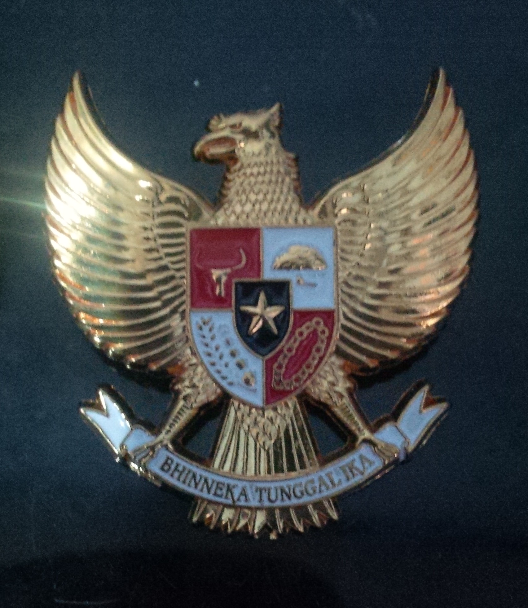 jual pin garuda 4 cm attraniaga jual pin garuda 4 cm attraniaga