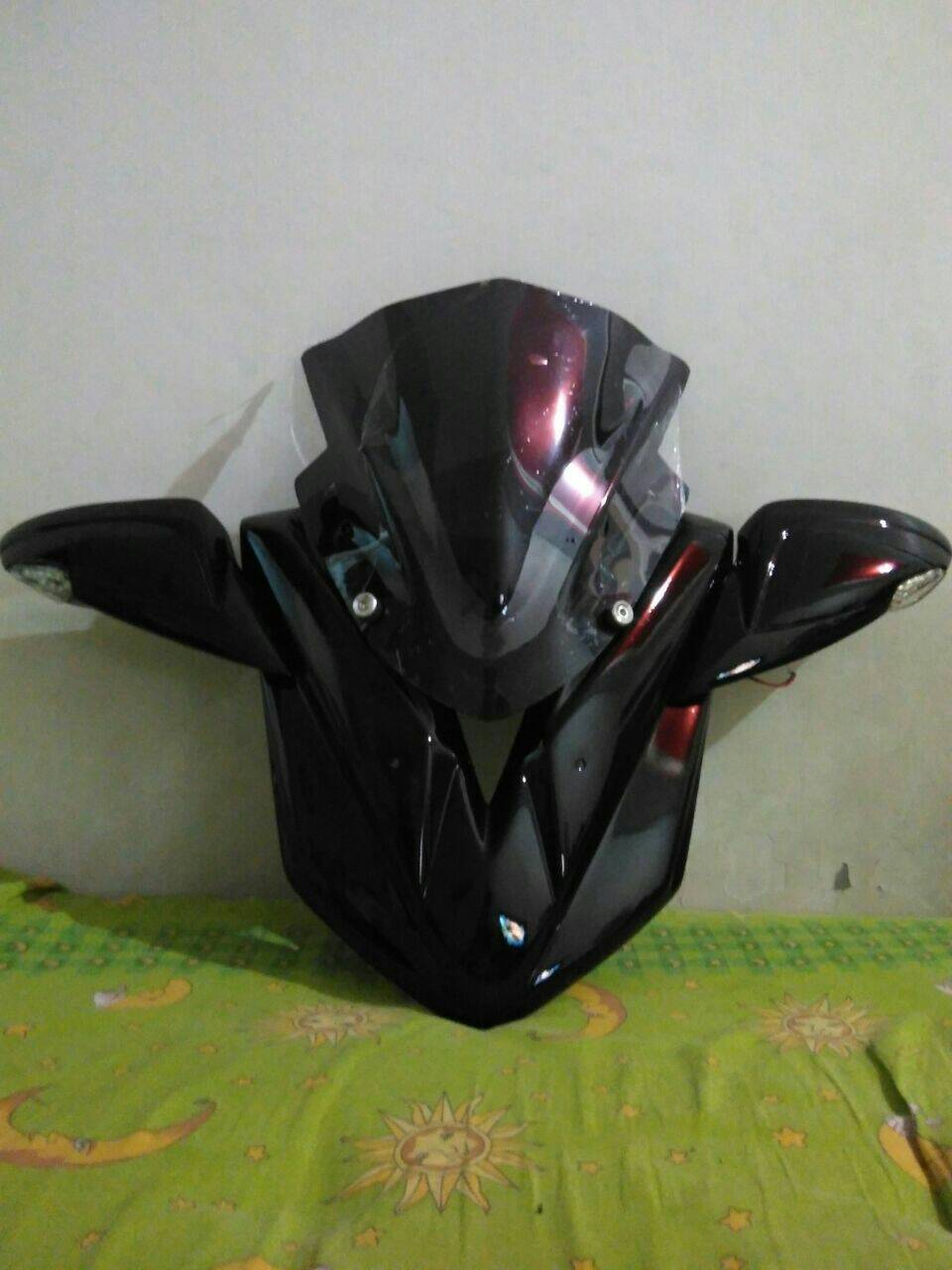 Jual Frame Windshield Spion Alien LED Yamaha Nmax Aksesoris