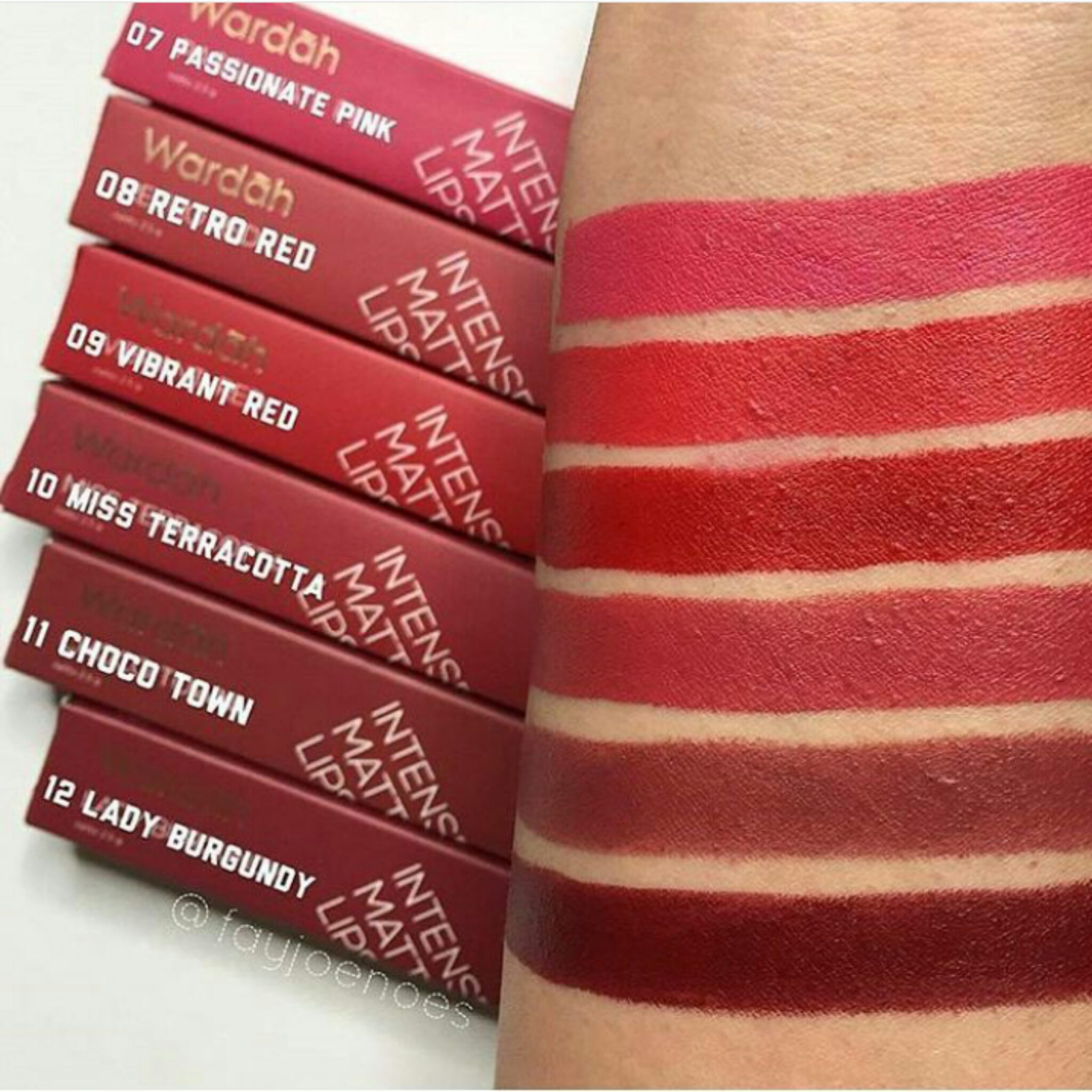 Wardah Intense Matte Lipstick 11 Choco Town 25g Update Daftar Wardah Intense Matte Lipstick elevenia Source · 25g Daftar Update Source 11 Choco Town Daftar Update