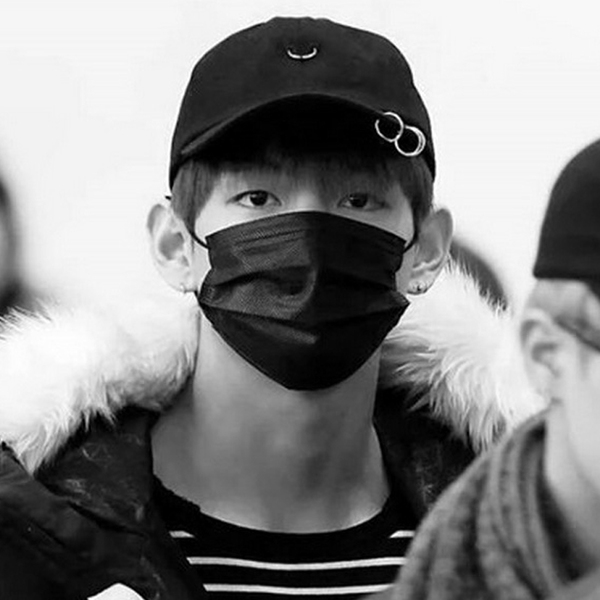 jual topi trucker kpop bts v suga shinee taemin hitam ring wildcard jual topi trucker kpop bts v suga shinee taemin hitam ring wildcard
