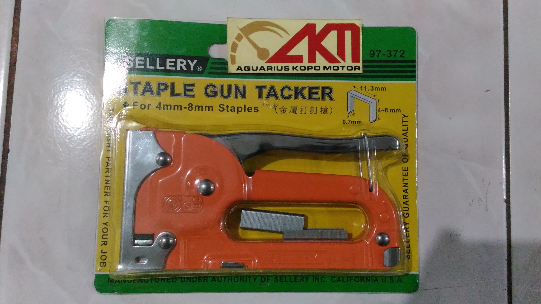 ... STAPLE GUN. Source · 758207_6948d2a6-486f-4004-9c51-3736c5493765.jpg