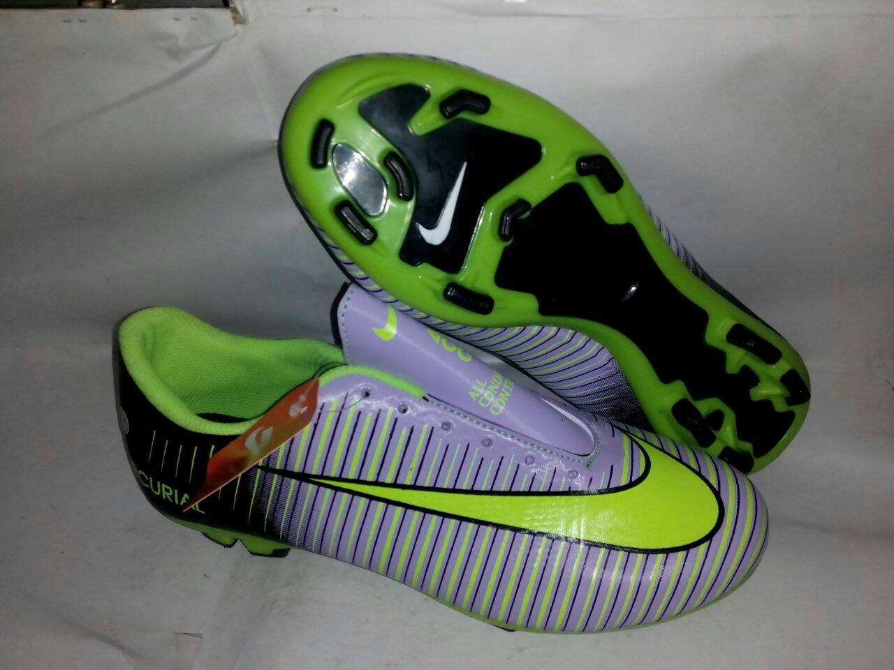 jual sepatu bola nike mercurial di indonesia katalog or id jual sepatu bola nike mercurial di indonesia katalog or id