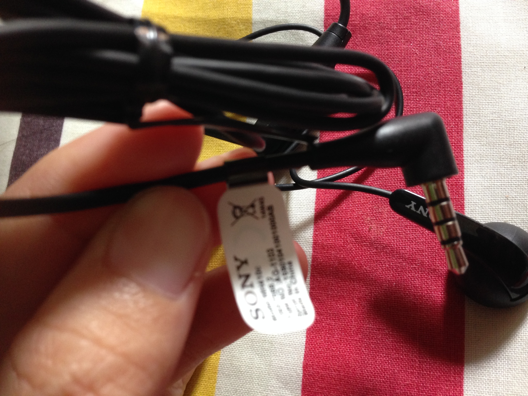 jual earphone headset sony xperia mh410 c original sony 100 hitam bonekaauni jual earphone headset sony xperia mh410 c original sony 100 hitam bonekaauni