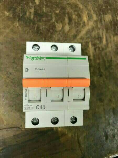jual schneider mcb domae 3pole 40a mcb domae 4 5ka jual schneider mcb domae 3pole 40a mcb domae 4 5ka