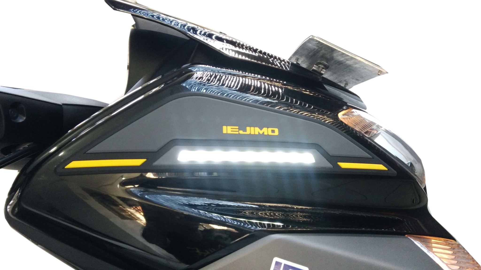 Jual FRONT BODY PROTECTOR LIGHT NMAX AKSESORIS NMAX YAMAHA