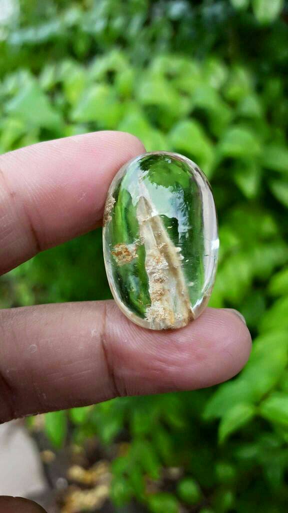 Natural Rock crystal hq