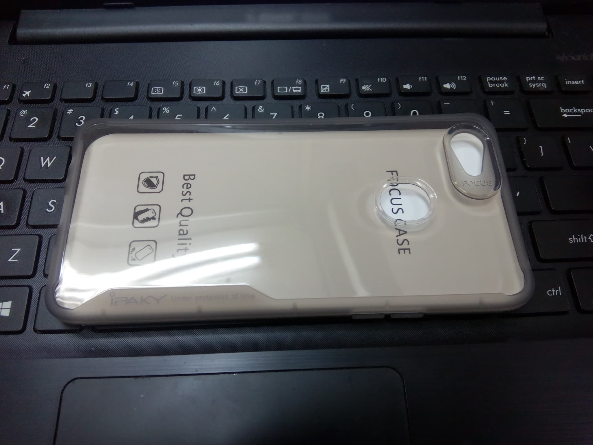 Jual Softcase Oppo F7 Case Focus Ipaky BLANJA Softcase Oppo F7 Case Focus Ipaky Blanja